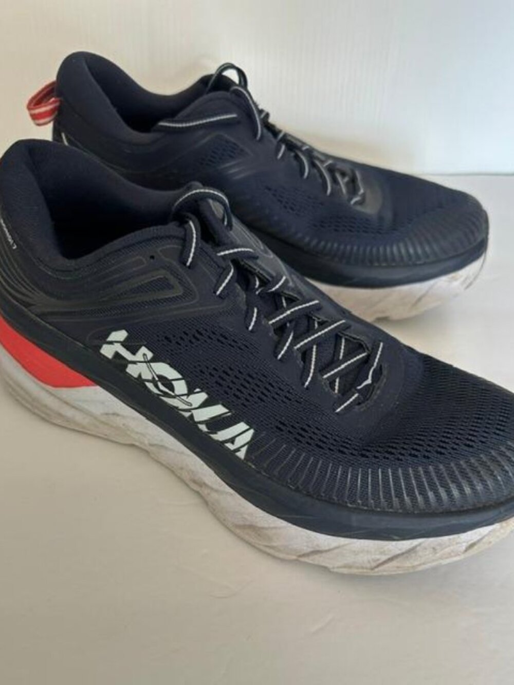 HOKA Bondi 7 Womens Navy Shoes US size 8